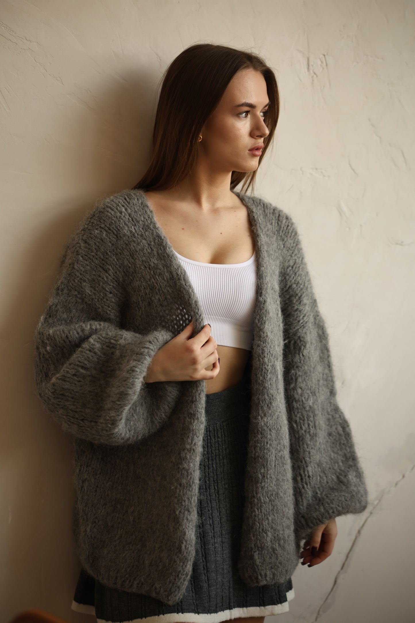 Luxurious Women's Handmade Oversized Alpaca Cardigan in Gray with Balloon Sleeves