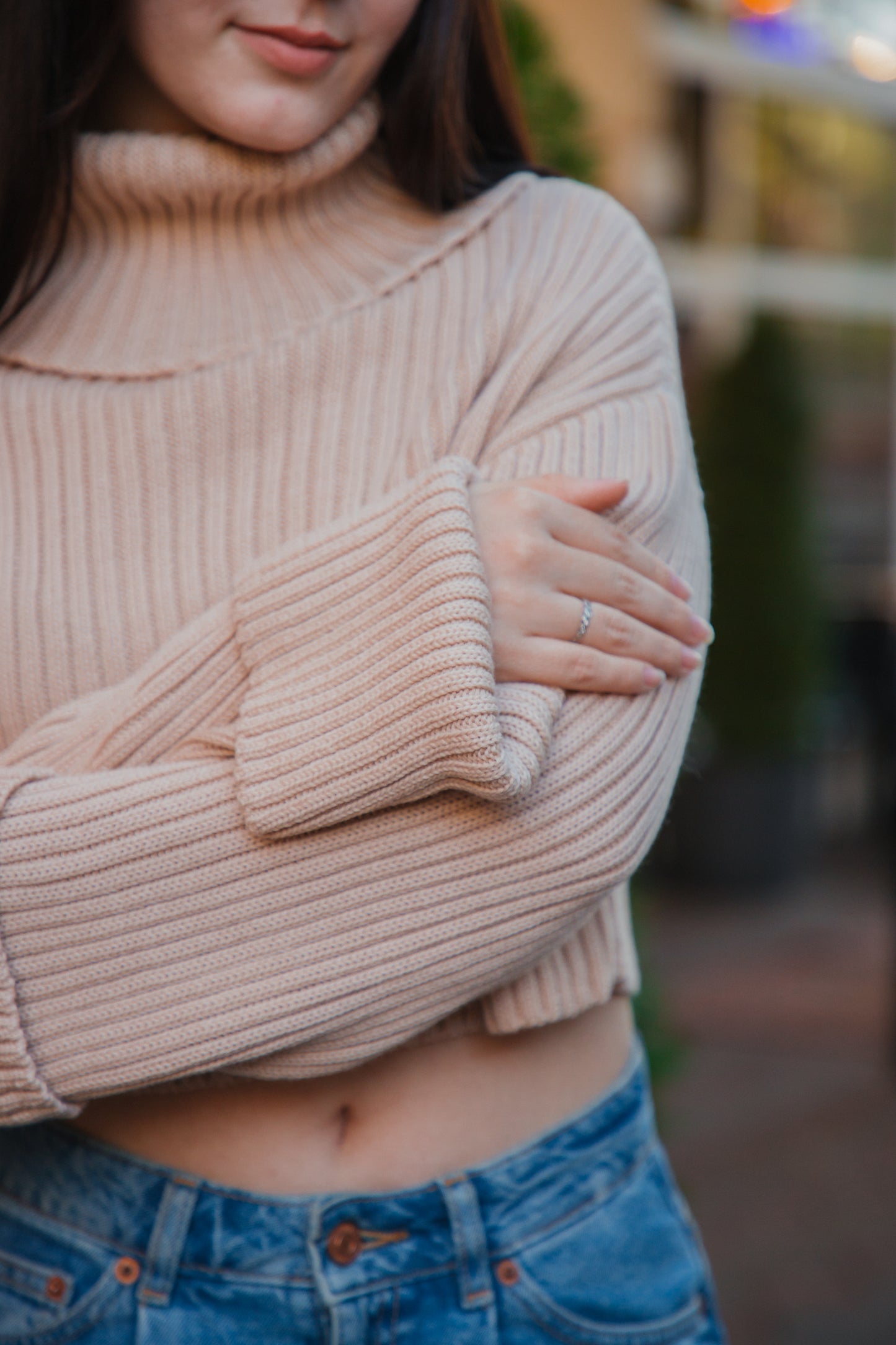 Women's Handmade High-Neck Cropped Sweater