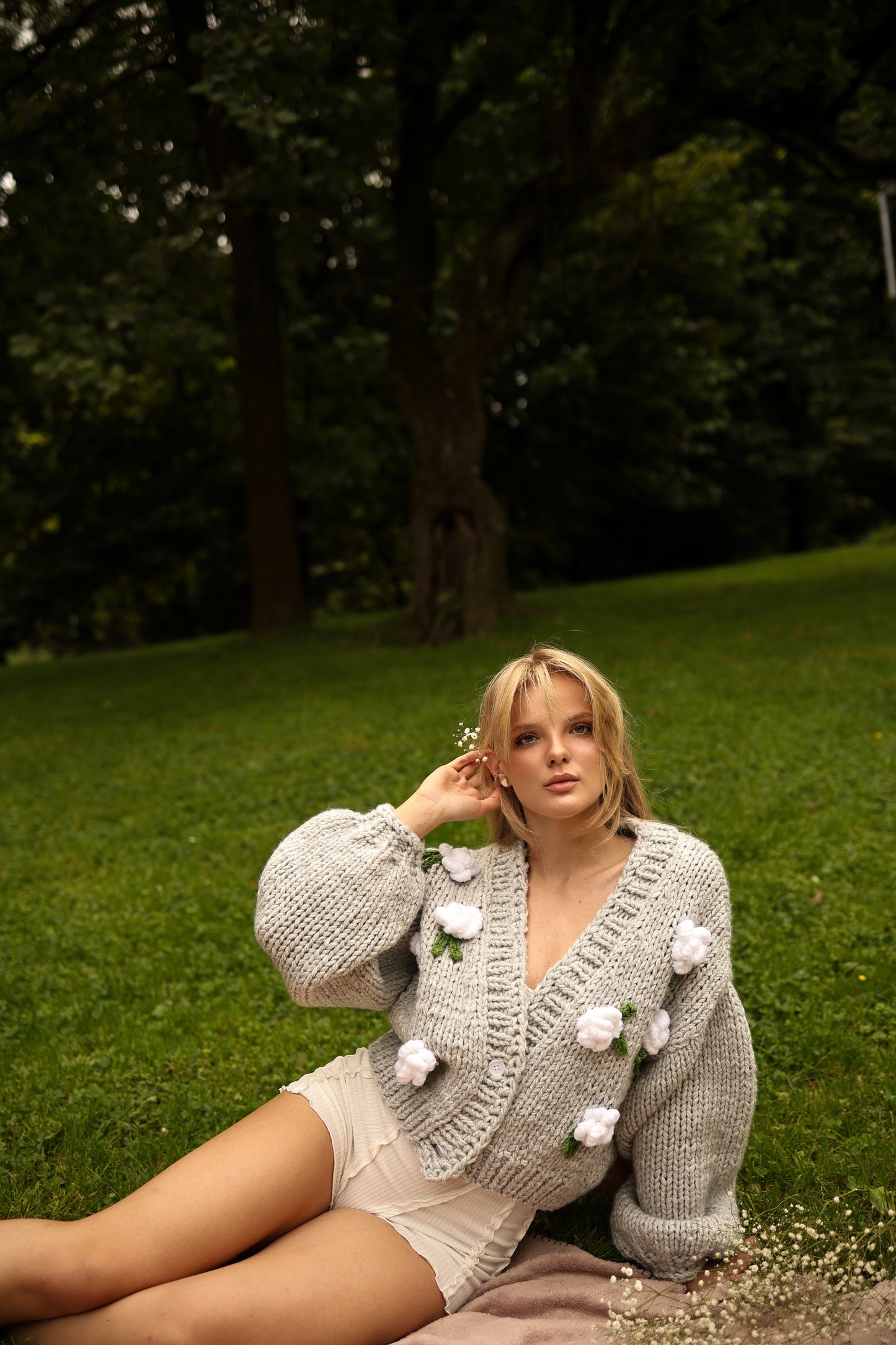 Women's Luxury Hand-Knitted Gray Rose Pattern Cardigan