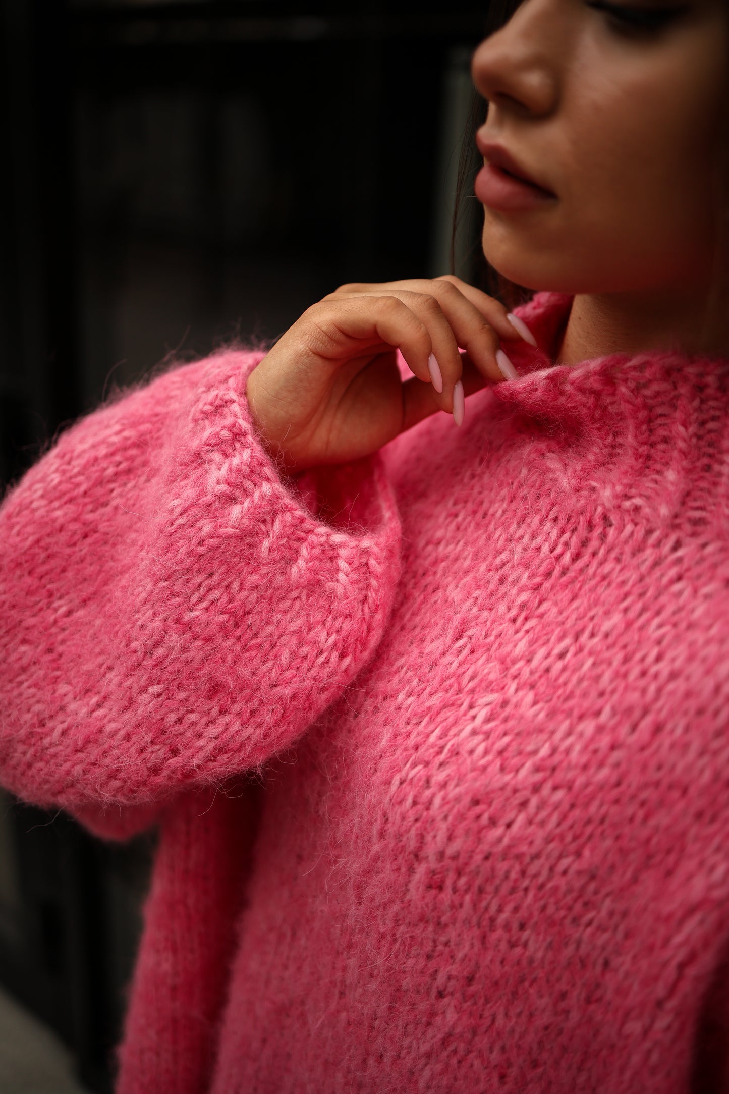 Chic Pink Hand-Knitted Oversized Balloon Sleeve Sweater